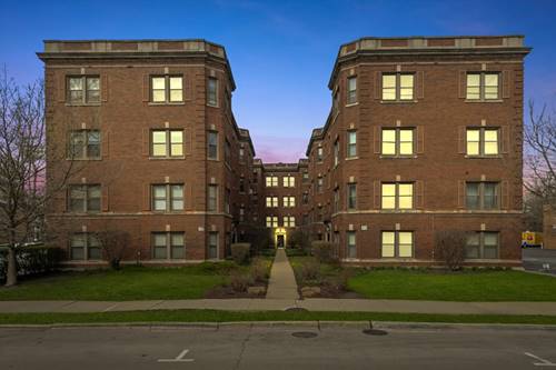 52 Forest Unit 2S, Riverside, IL 60546