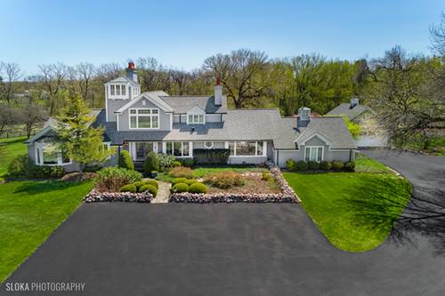 130 Brinker, Barrington, IL 60010
