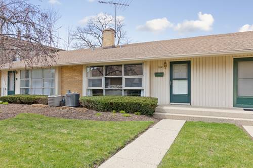 920 N Milwaukee Unit E, Libertyville, IL 60048