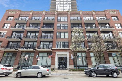 210 S Desplaines Unit 2105, Chicago, IL 60661