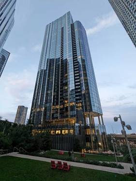 211 N Harbor Unit 307, Chicago, IL 60601