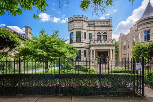 2711 W Logan, Chicago, IL 60647