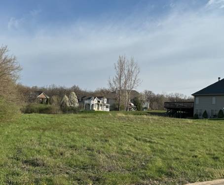 13062 Deer Crossing, Roscoe, IL 61073