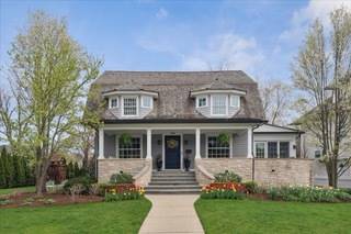 249 Cumnor, Kenilworth, IL 60043
