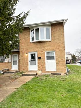 143 S Hale Unit 4, Bartlett, IL 60103