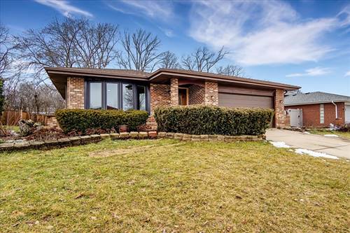 1416 Schramm, Westmont, IL 60559