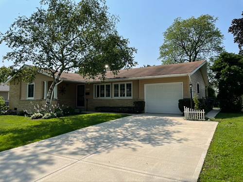 471 Lilac, Elk Grove Village, IL 60007