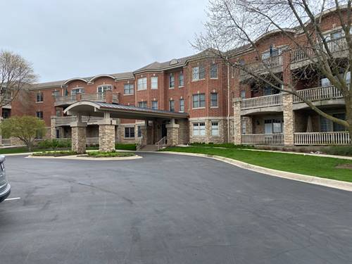 940 Augusta Unit 202, Highland Park, IL 60035