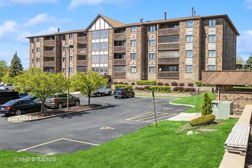 10420 Circle Unit 36B, Oak Lawn, IL 60453