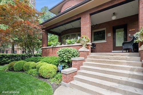 852 W Junior, Chicago, IL 60613