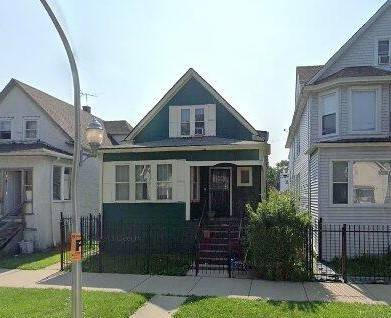 1132 N Waller, Chicago, IL 60651