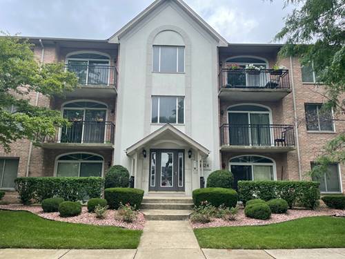 9424 S 77th Unit 3C, Hickory Hills, IL 60457