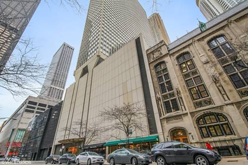 111 E Chestnut Unit 50G, Chicago, IL 60611