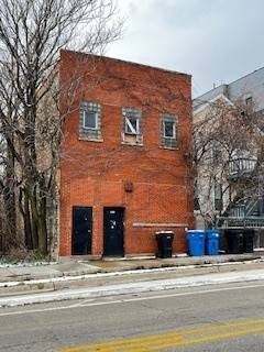 936 N Elston, Chicago, IL 60642