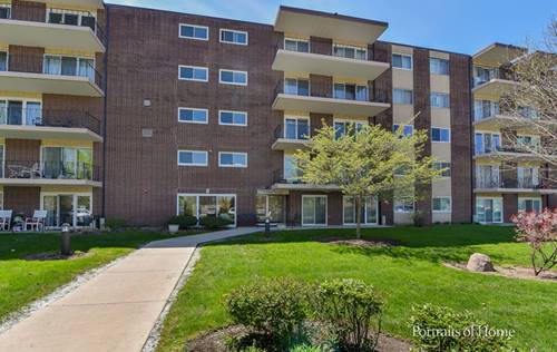 5300 Walnut Unit 15A, Downers Grove, IL 60515