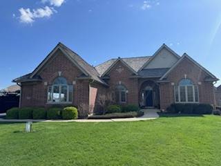 8775 Country Shire, Spring Grove, IL 60081