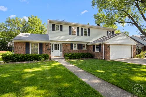 664 Glen Haven, Glen Ellyn, IL 60137