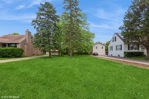 4119 N Lincoln, Westmont, IL 60559