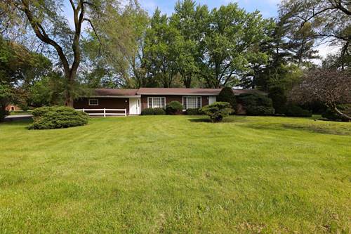 8 Herren, Oswego, IL 60543