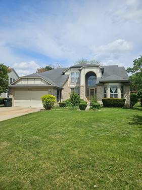 878 Saugatuck, Vernon Hills, IL 60061