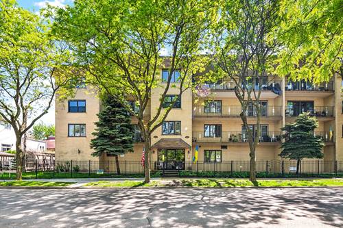 2221 W Superior Unit 306, Chicago, IL 60612