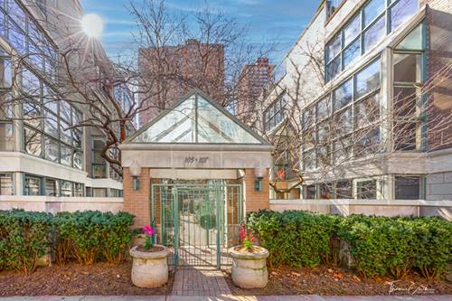 107 W Delaware Unit B, Chicago, IL 60610