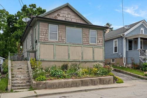 476 North, Elgin, IL 60120