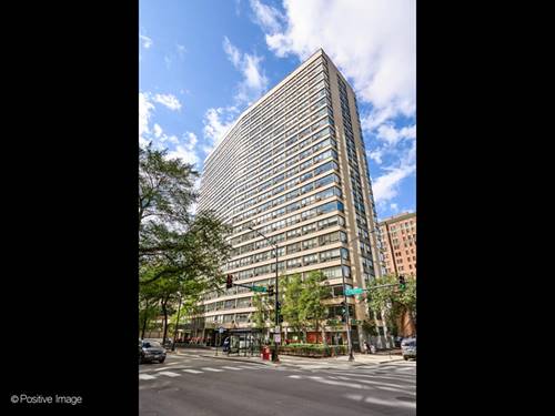 2930 N Sheridan Unit 208, Chicago, IL 60657