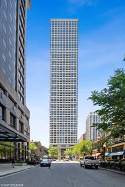 1030 N State Unit 9K, Chicago, IL 60610
