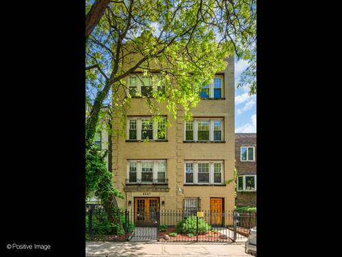 2237 N Clifton, Chicago, IL 60614