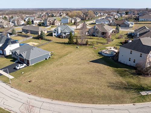 762 Greenfield Turn, Yorkville, IL 60560