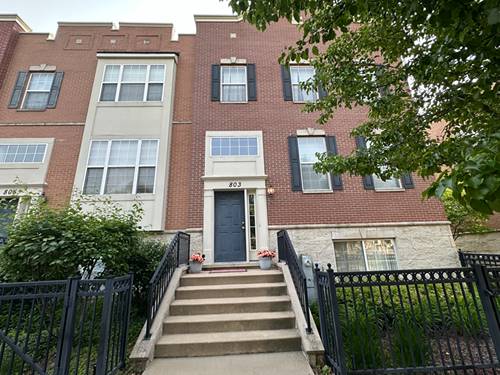 803 Station, Aurora, IL 60504