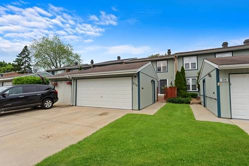 310 Colony Green, Bloomingdale, IL 60108