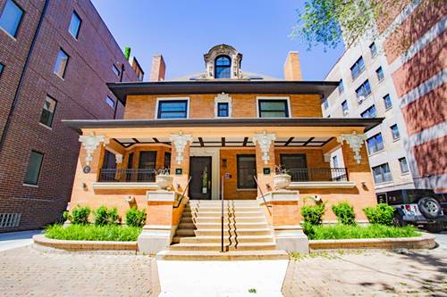 448 W Barry Unit G02, Chicago, IL 60657