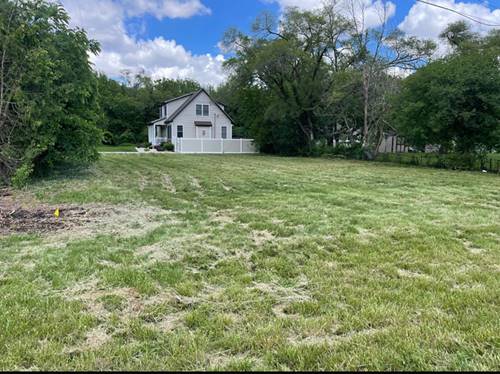 600 E Armitage, Addison, IL 60101