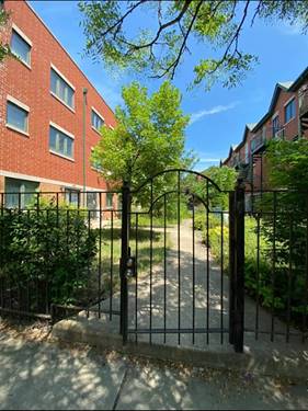 1925 S Wells, Chicago, IL 60616