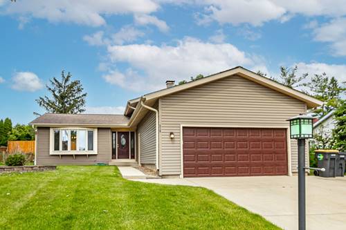 310 Huntington, Streamwood, IL 60107