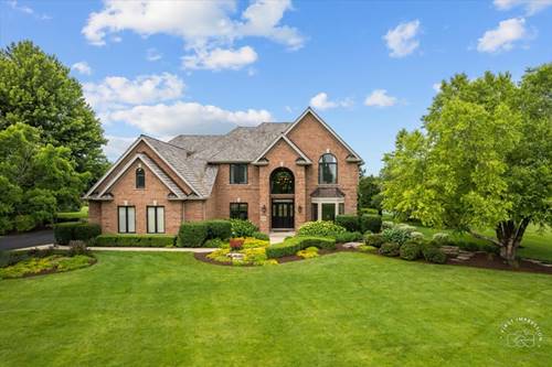 36W700 Whispering, St. Charles, IL 60175