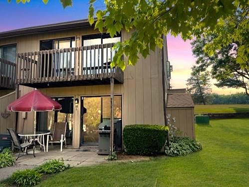 22 Jamaica Colony Unit 1, Fox Lake, IL 60020