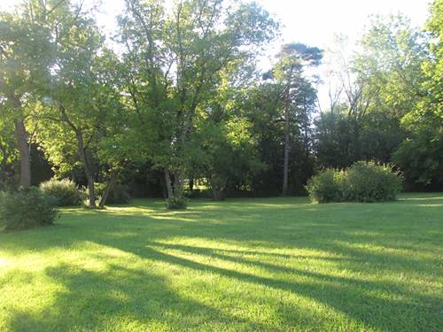 24570 W Blackcherry, Ingleside, IL 60041