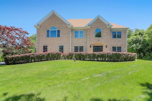 1685 Marion, Roselle, IL 60172