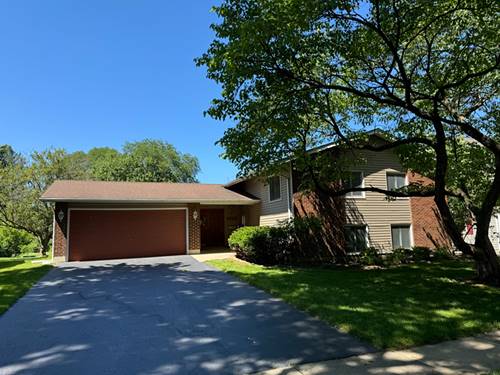 2528 Mitchell, Woodridge, IL 60517