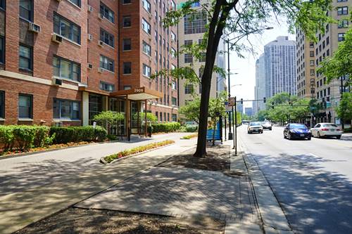 2909 N Sheridan Unit 903, Chicago, IL 60657