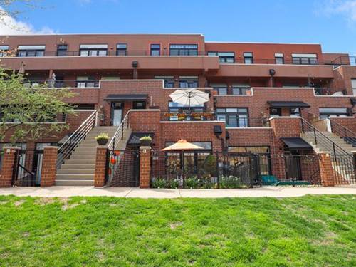 2960 N River Walk, Chicago, IL 60618
