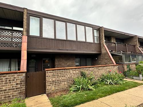 1310 Kenneth Unit 1310, Elgin, IL 60120