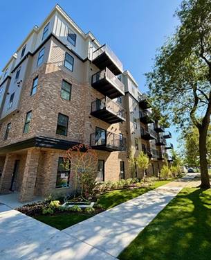 261 Washington Unit 206, Oak Park, IL 60304