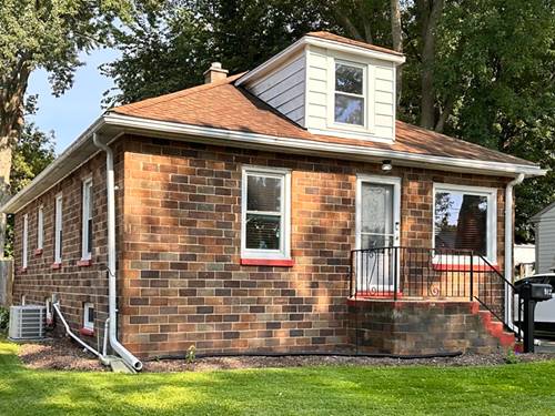 912 N Madison, Woodstock, IL 60098