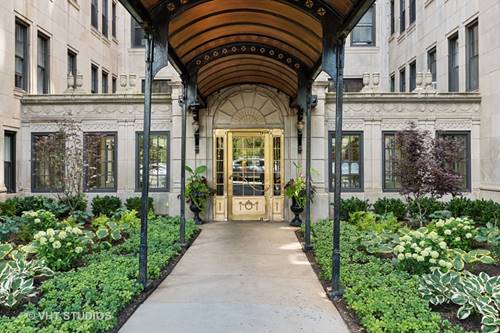 3520 N Lake Shore Unit 7M, Chicago, IL 60657
