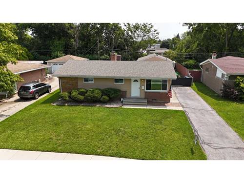 131 E Normandy, Addison, IL 60101
