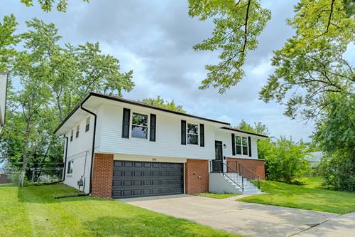 724 Suffolk, Streamwood, IL 60107